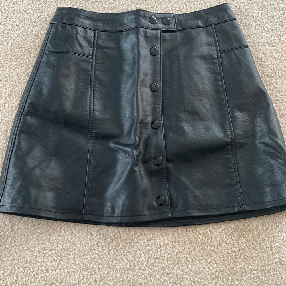 H&M button down faux leather skirt